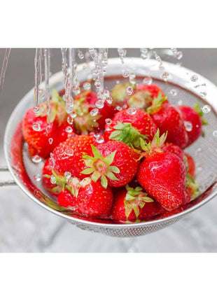 HIC Kitchen 5-inch mesh strainer bowl detail