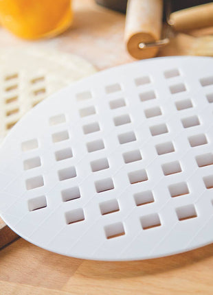 Fox Run Lattice Pie Top Cutter, 9.75" x 9.75"