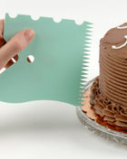 4-in-1 cake edger for decorative frosting patterns