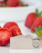 STRAWBERRY HULLER
