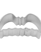 MINI FLYING BAT COOKIE CUTTER (2″)