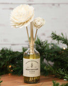 Reed Diffuser with Rattan Reeds and Sola Flowers