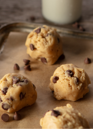 Cookie Dough Cheeseball & Dessert Mix